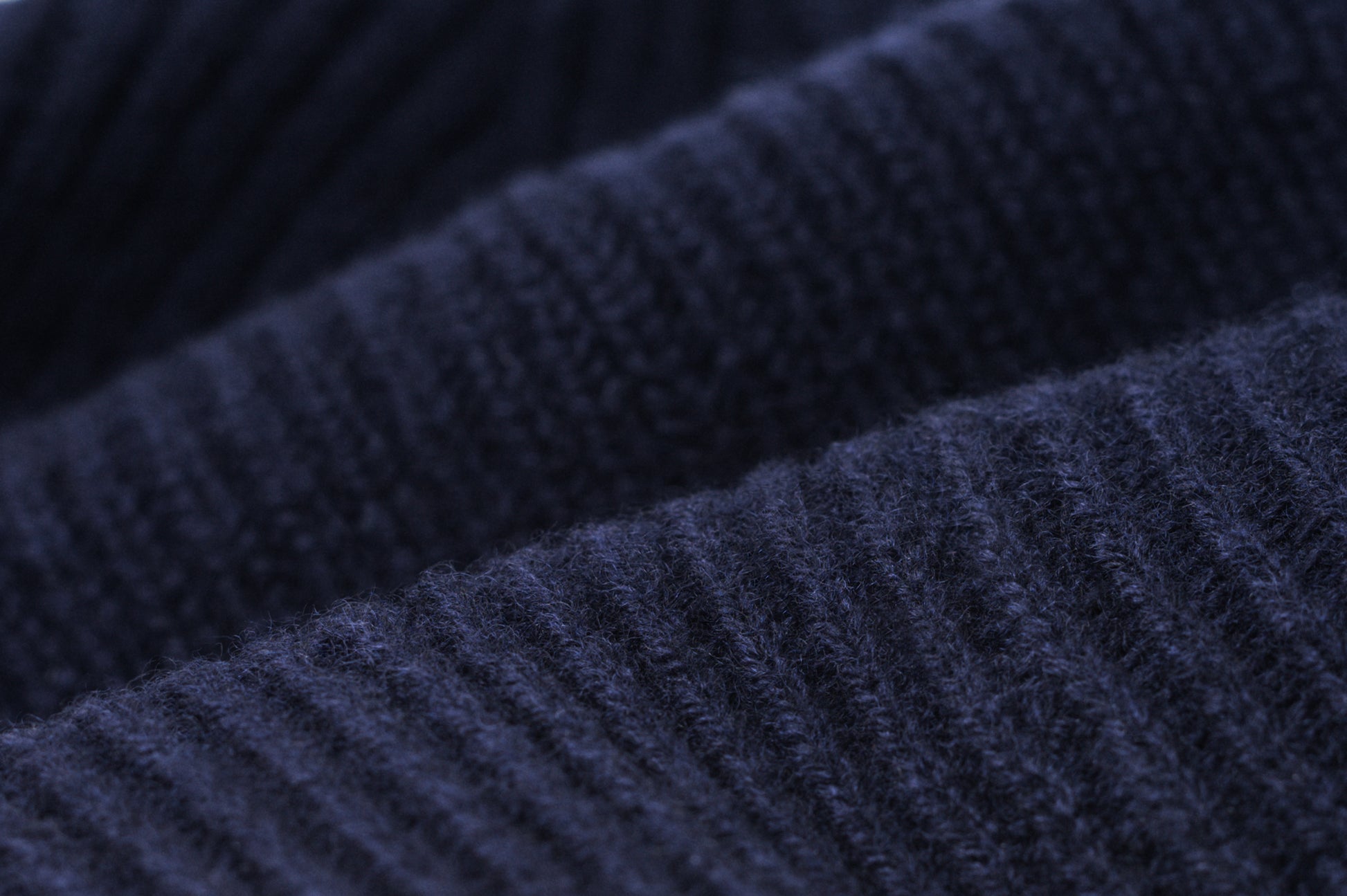 navy blue merino beanie